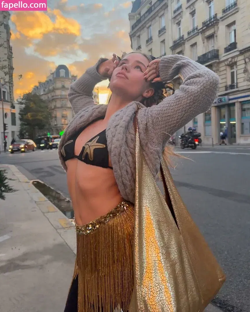 Lexee Smith Onlyfans Photo Gallery 