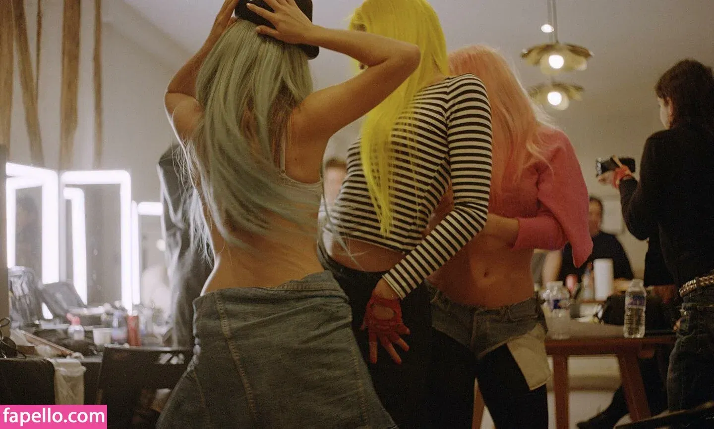 Lexee Smith Onlyfans Photo Gallery 