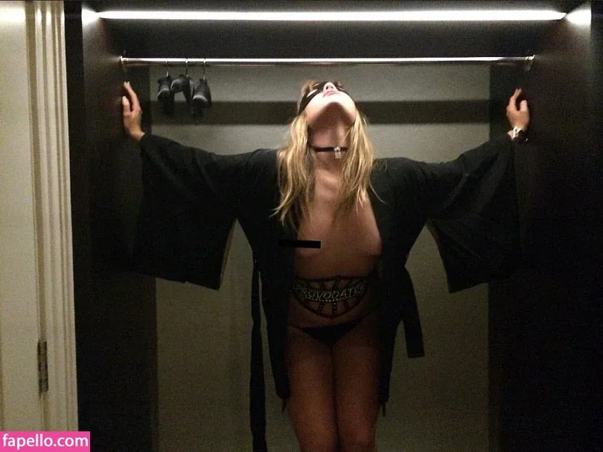 Lexee Smith Onlyfans Photo Gallery 