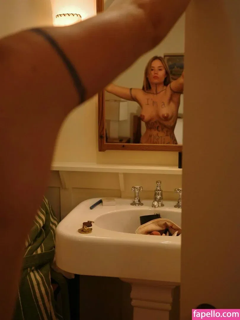 Lexee Smith Onlyfans Photo Gallery 