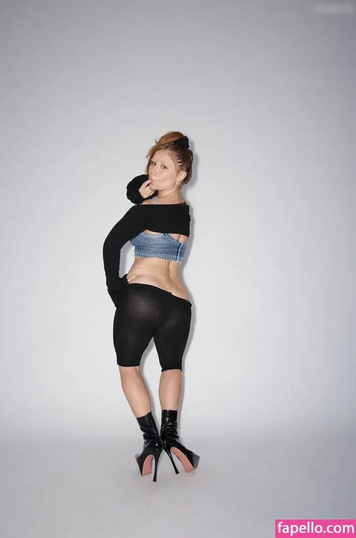 Lexee Smith Onlyfans Photo Gallery 