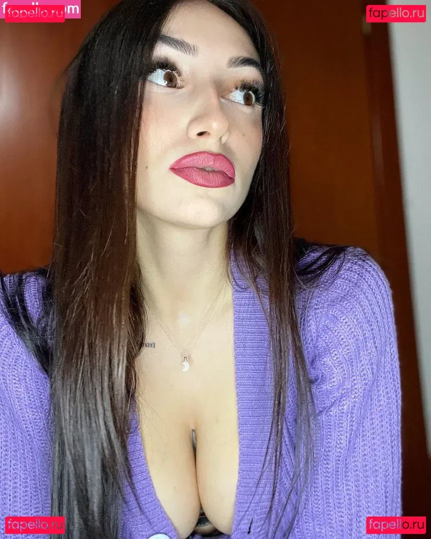 Sara Secciss Onlyfans Photo Gallery 