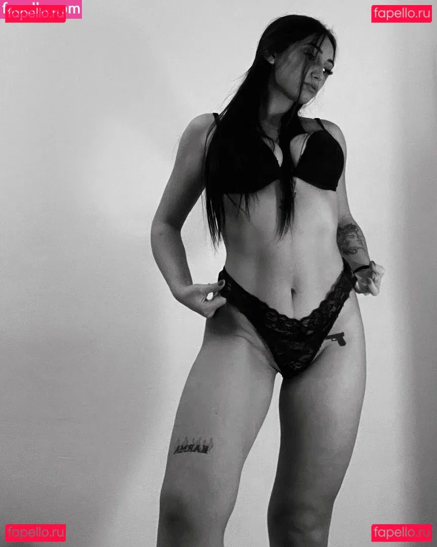 Sara Secciss Onlyfans Photo Gallery 