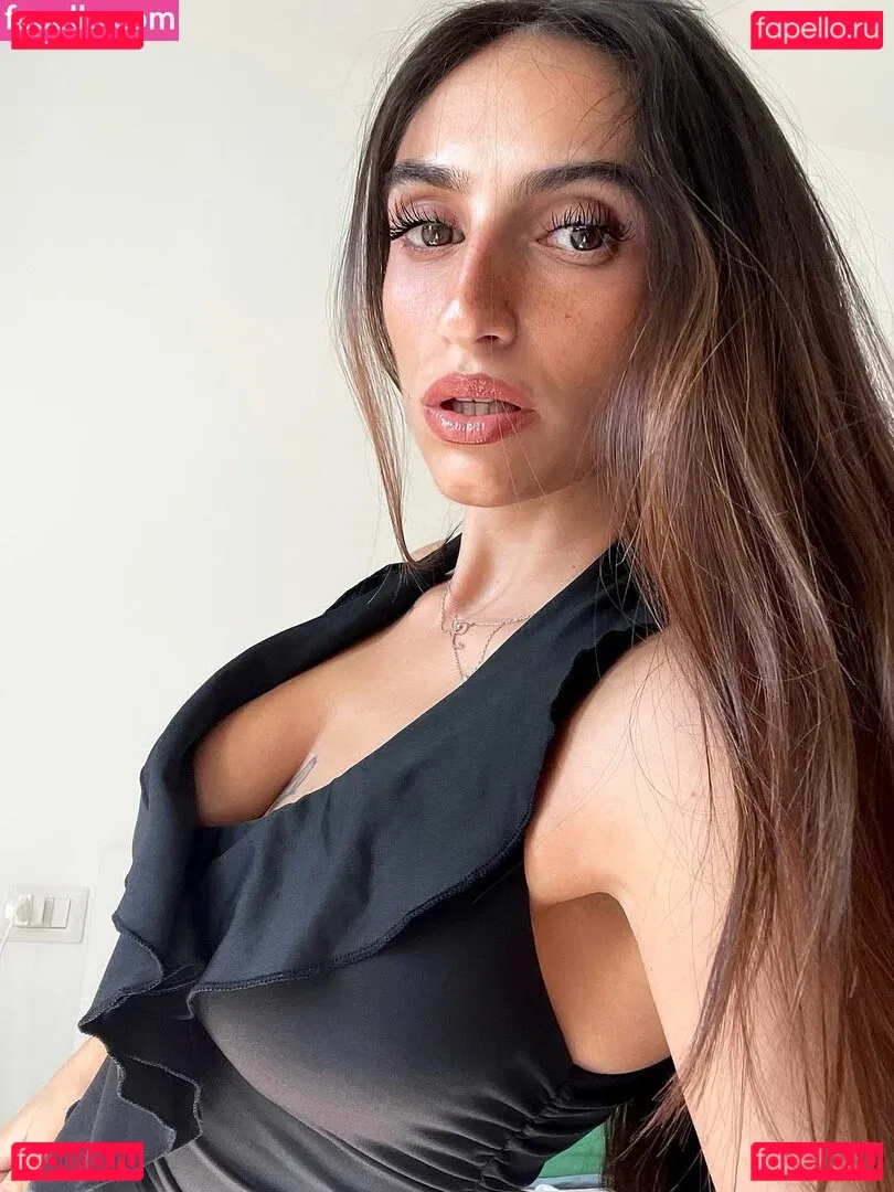 Sara Secciss Onlyfans Photo Gallery 