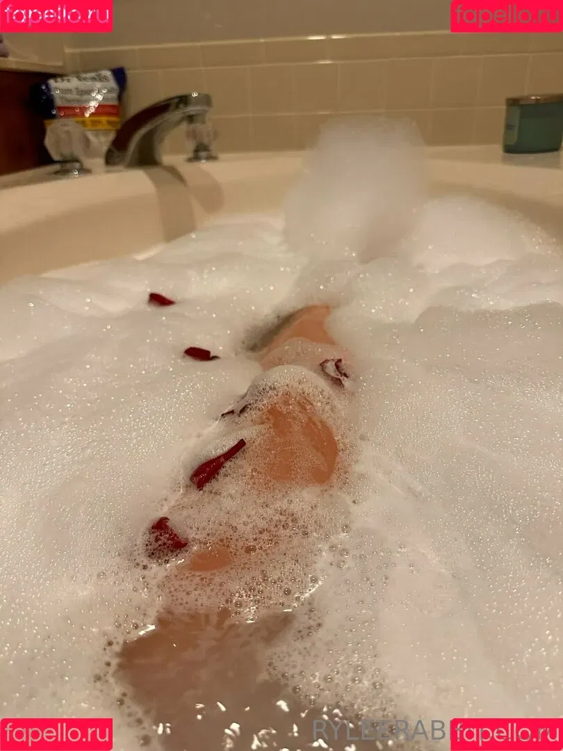 ryleerabbit Onlyfans Photo Gallery 