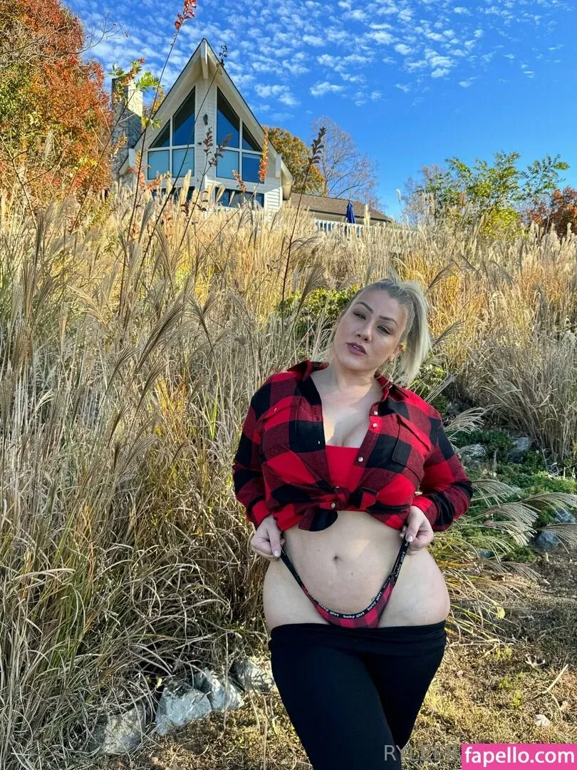 ryleerabbit Onlyfans Photo Gallery 