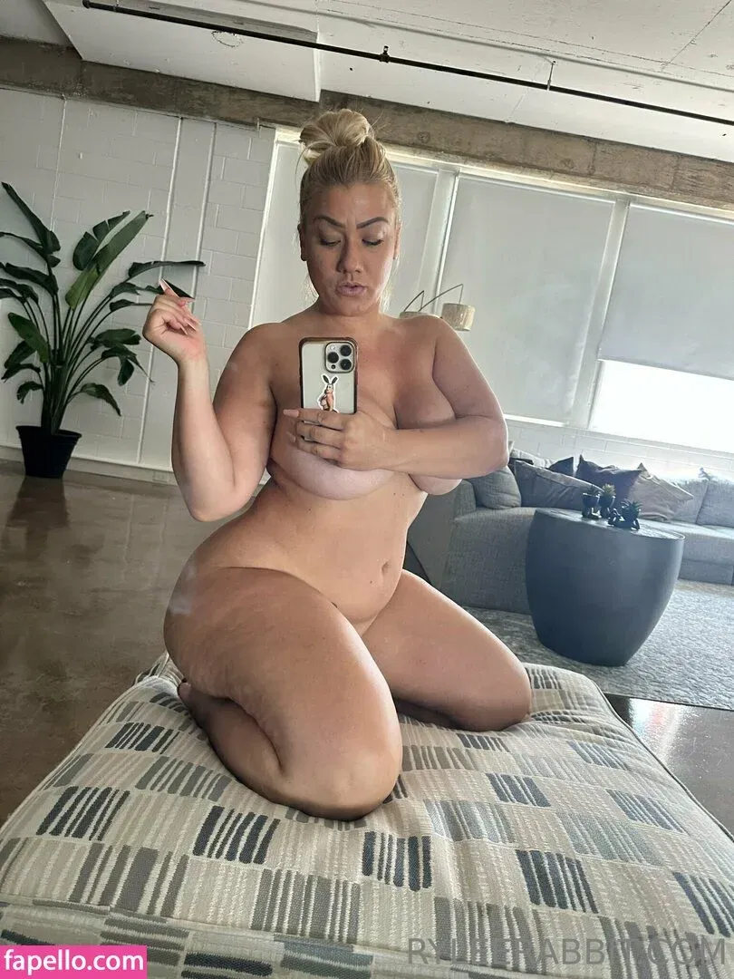 ryleerabbit Onlyfans Photo Gallery 