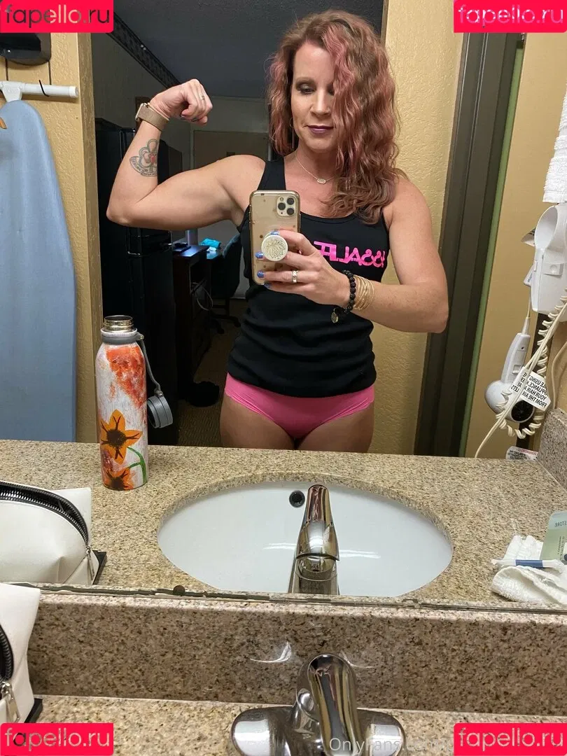 paraprincess77 Onlyfans Photo Gallery 
