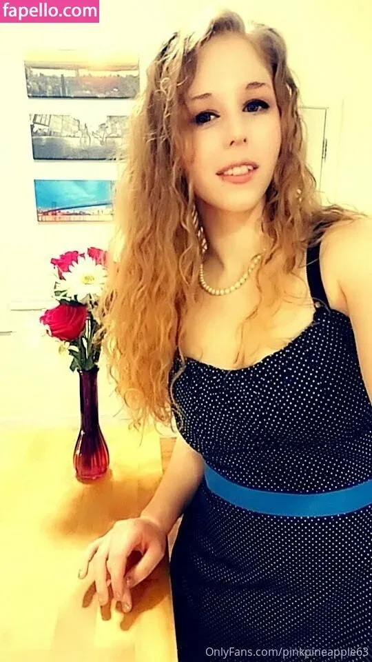 pinkpineapple63 Onlyfans Photo Gallery 
