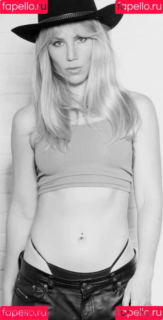 Yana Gold Onlyfans Photo Gallery 