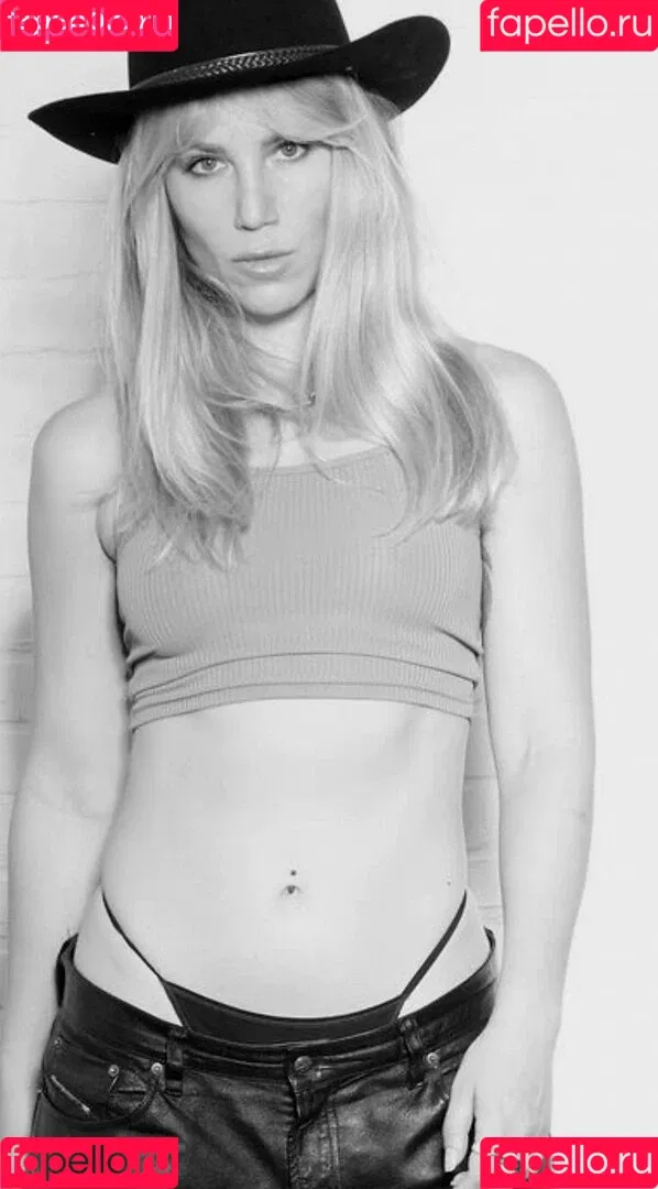 Yana Gold Onlyfans Photo Gallery 