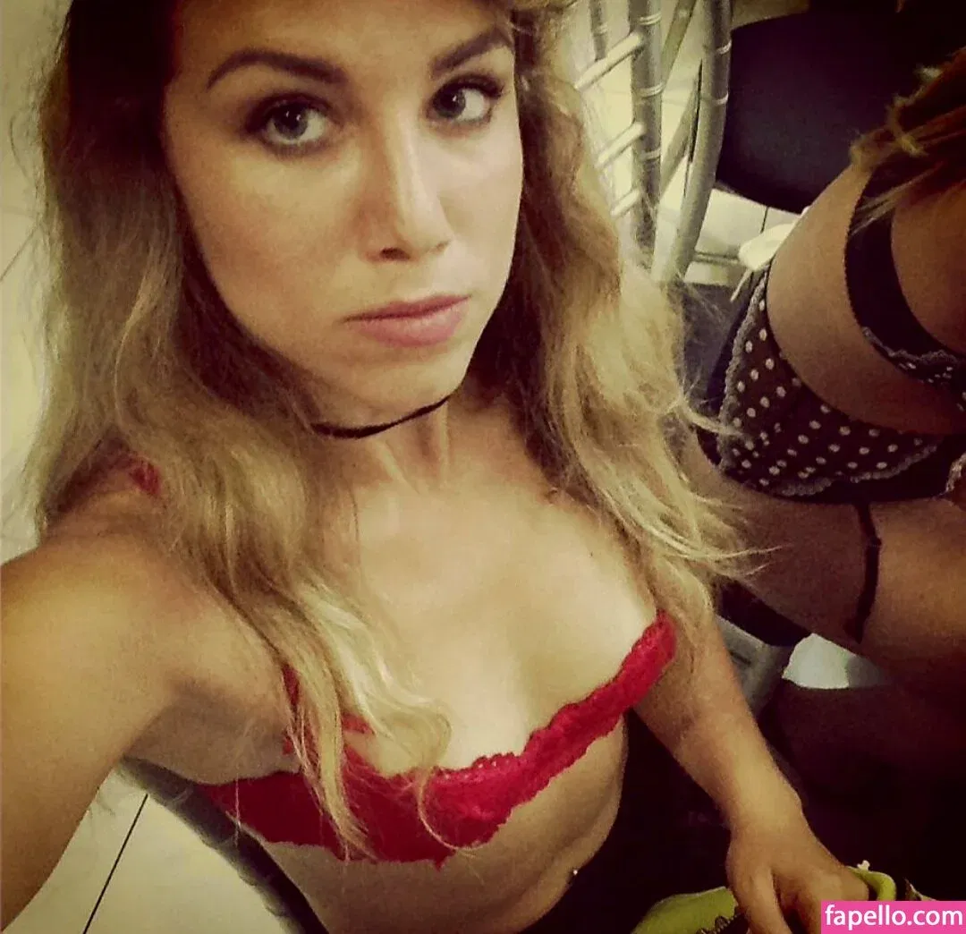 Yana Gold Onlyfans Photo Gallery 