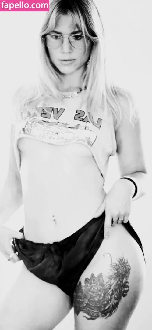 Yana Gold Onlyfans Photo Gallery 