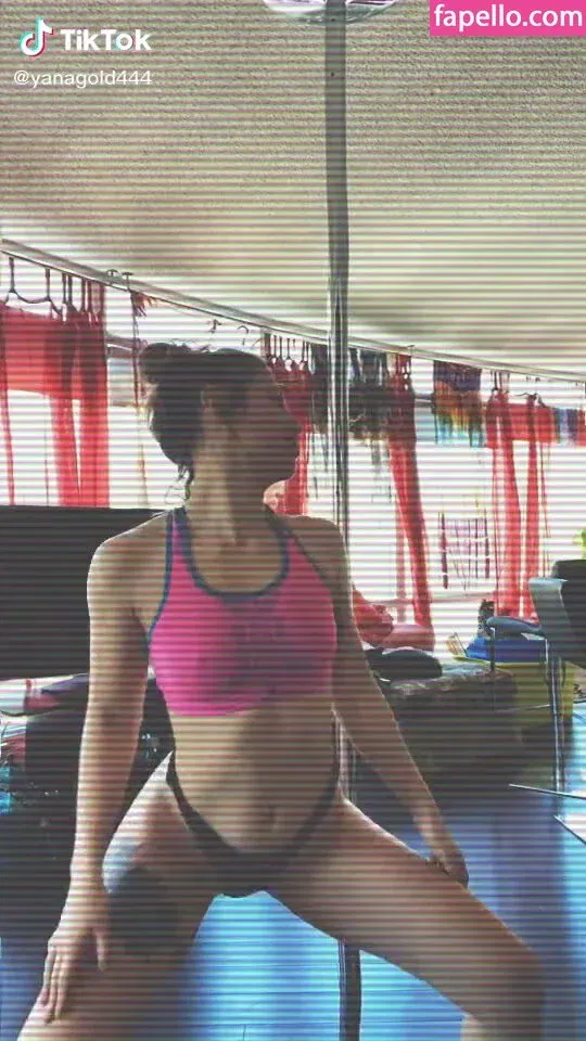 Yana Gold Onlyfans Photo Gallery 