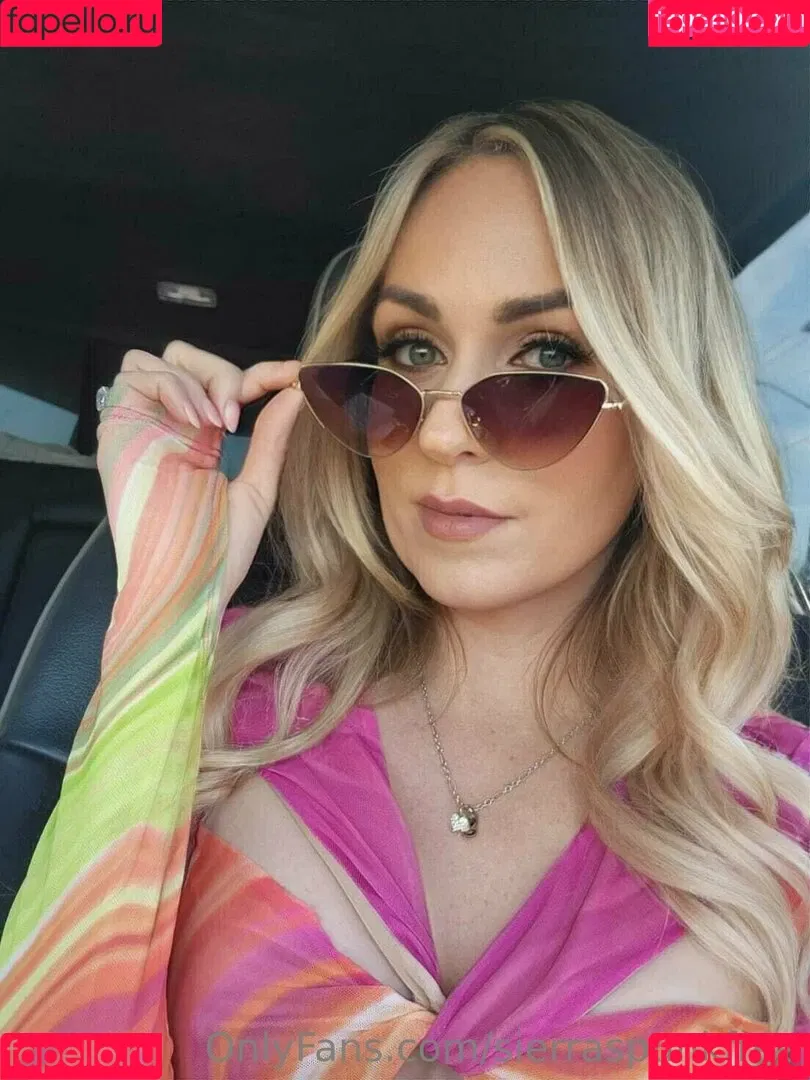 sierraspunkfree Onlyfans Photo Gallery 
