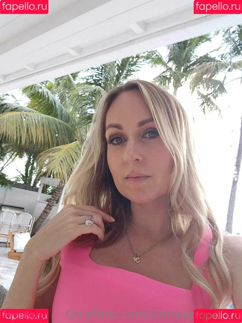 sierraspunkfree Onlyfans Photo Gallery 
