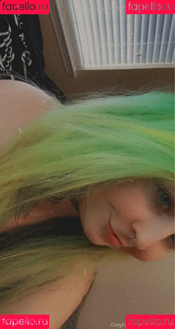 crybbykittenn Onlyfans Photo Gallery 