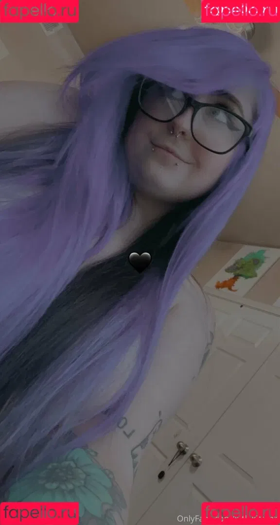 crybbykittenn Onlyfans Photo Gallery 