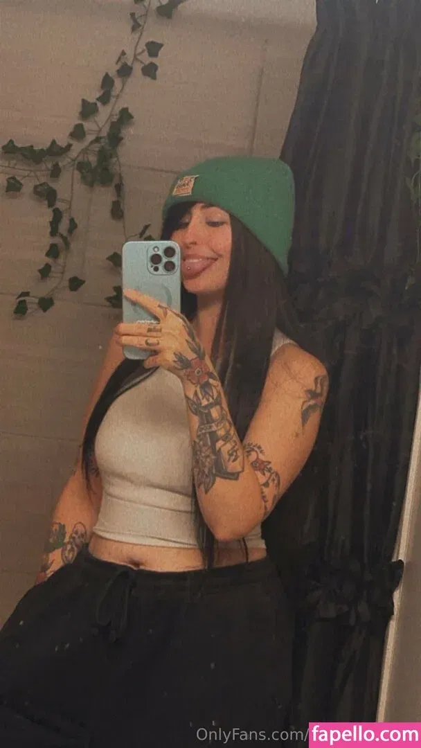 crybbykittenn Onlyfans Photo Gallery 