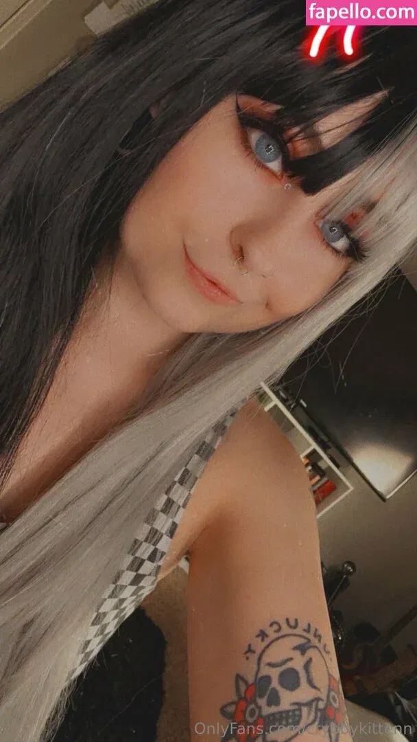 crybbykittenn Onlyfans Photo Gallery 