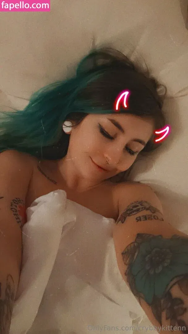 crybbykittenn Onlyfans Photo Gallery 