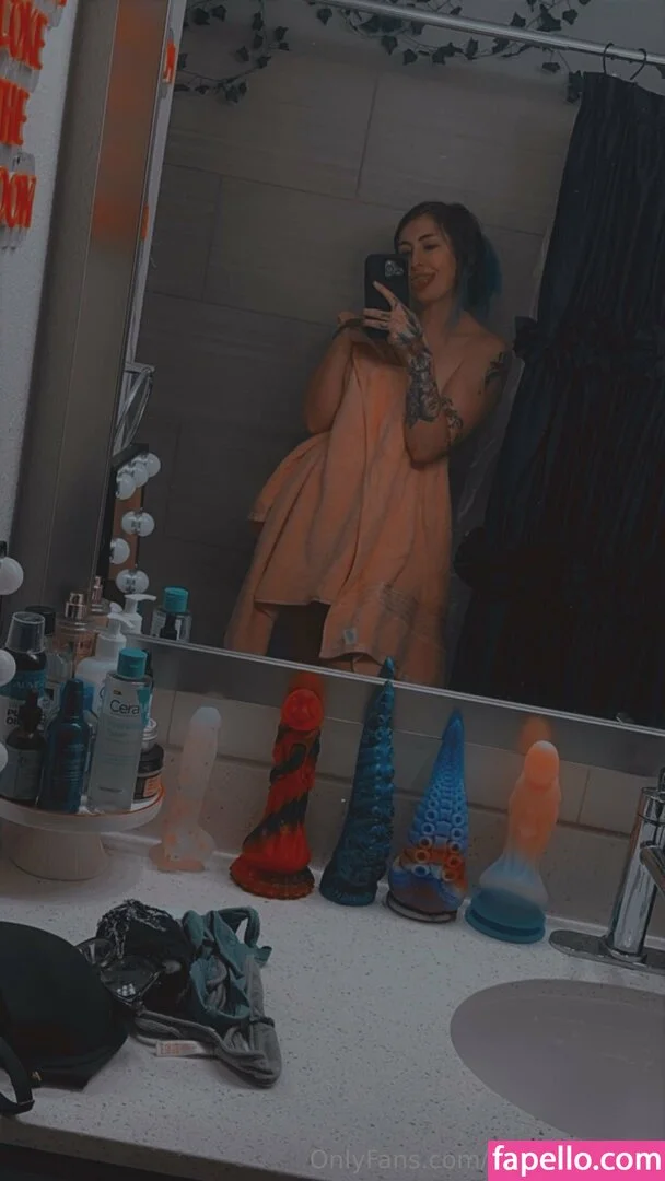 crybbykittenn Onlyfans Photo Gallery 