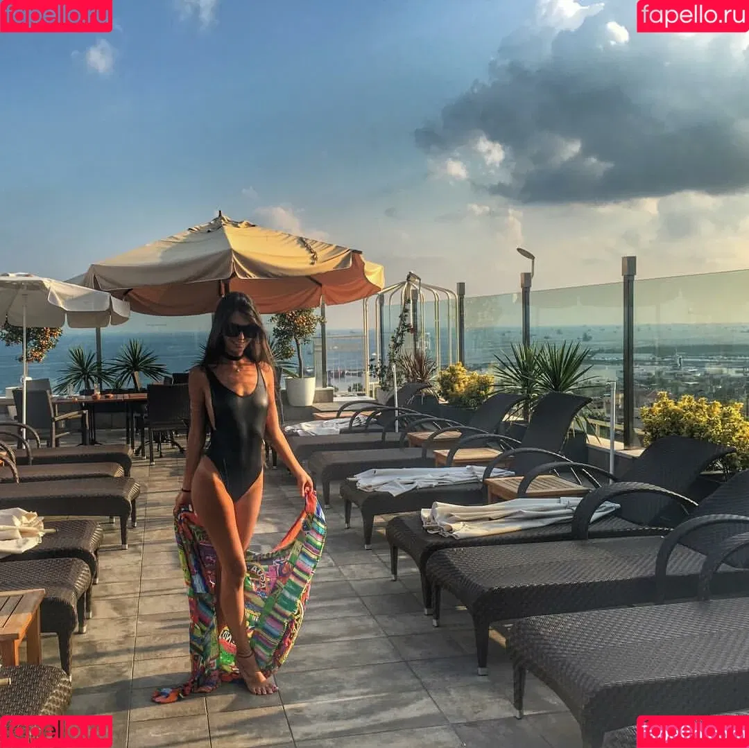 Alicia Londoño Onlyfans Photo Gallery 