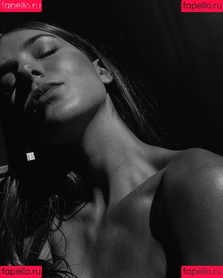 Alicia Londoño Onlyfans Photo Gallery 