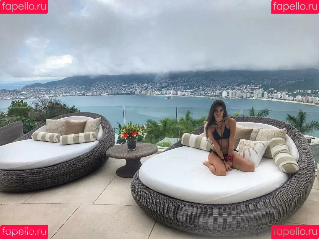 Alicia Londoño Onlyfans Photo Gallery 