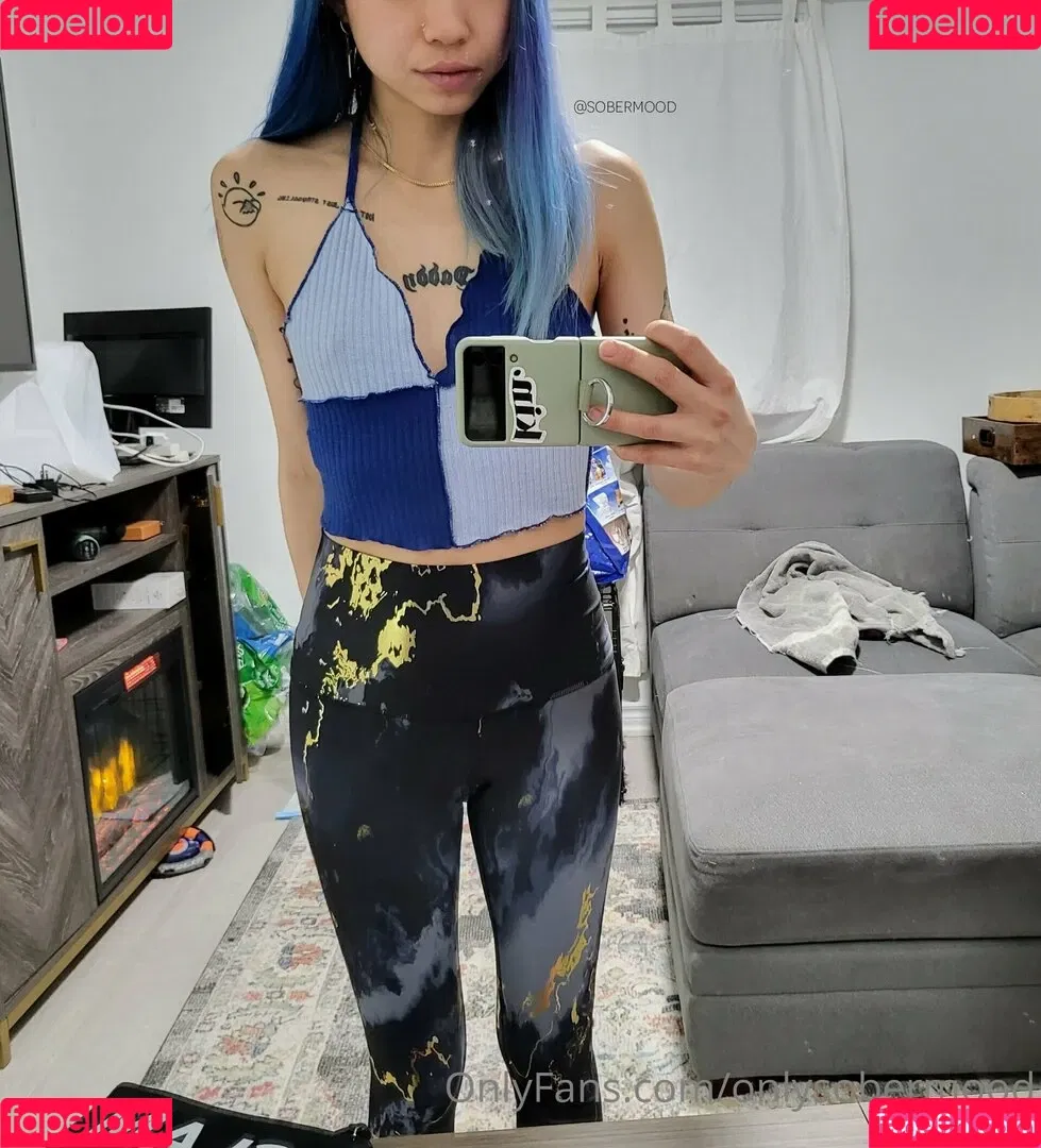 sobermood Onlyfans Photo Gallery 