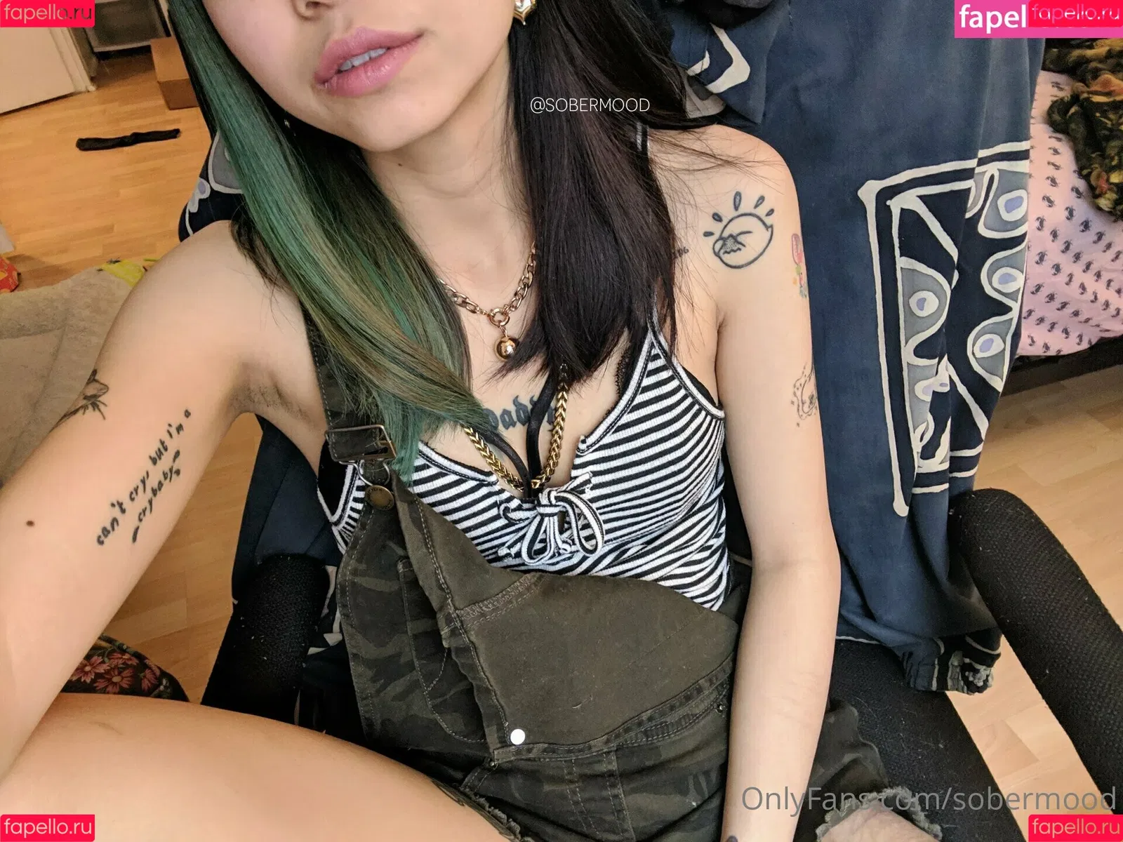 sobermood Onlyfans Photo Gallery 
