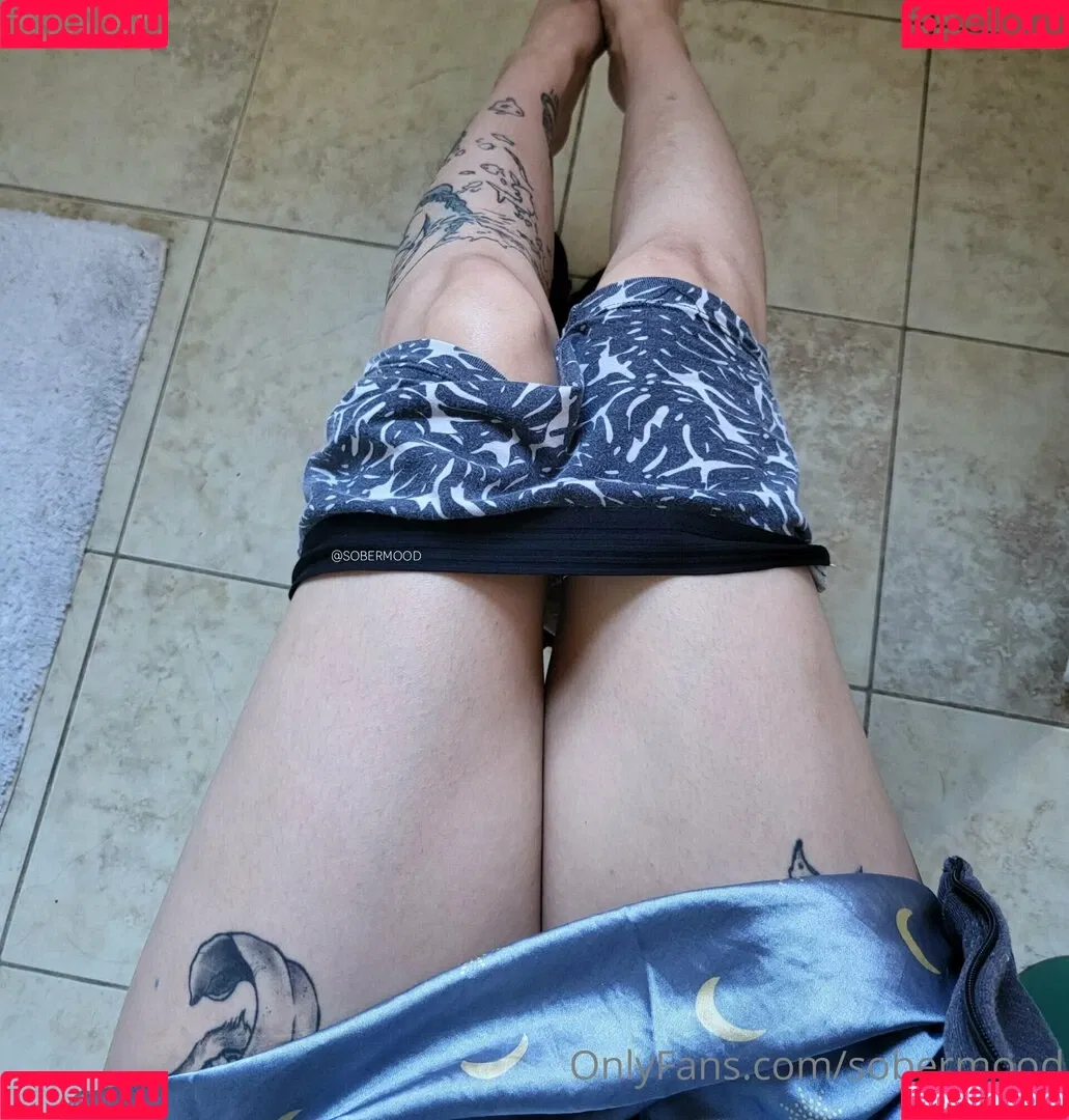 sobermood Onlyfans Photo Gallery 