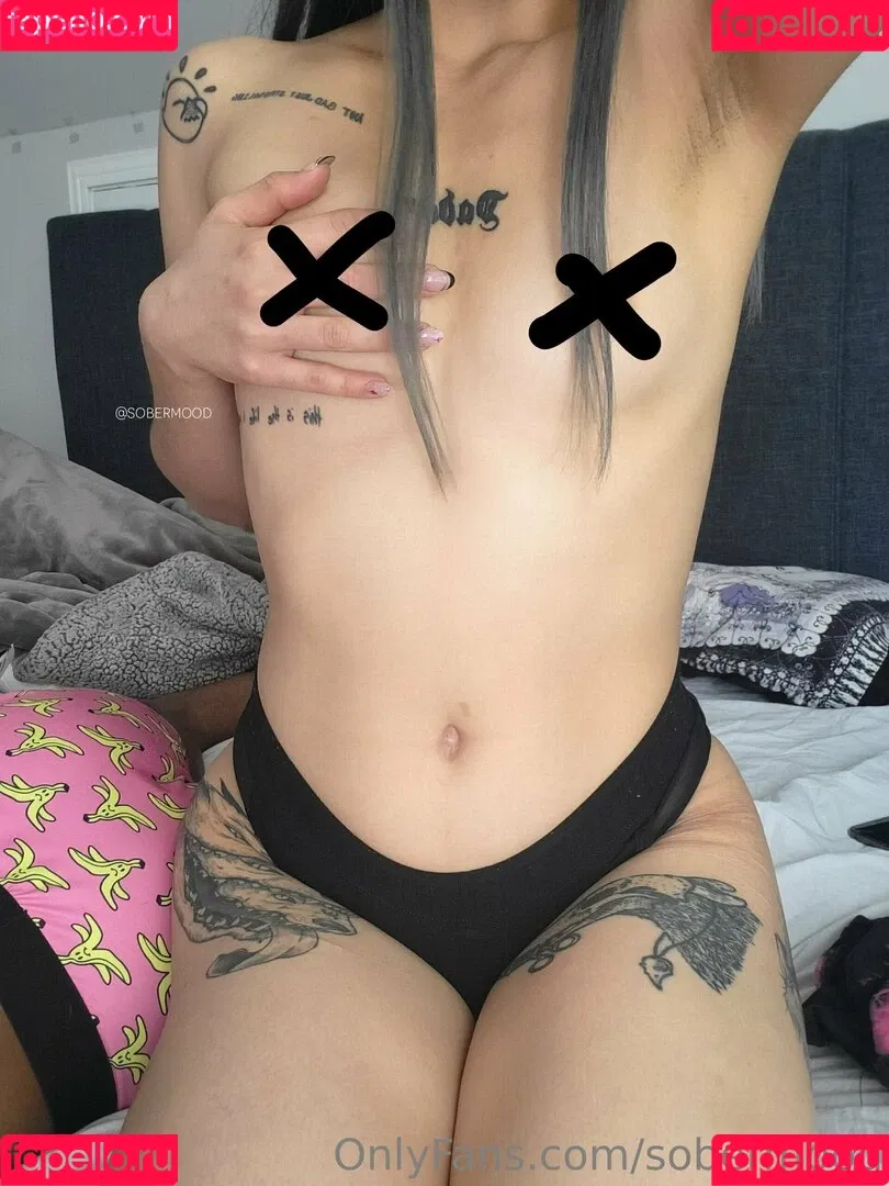 sobermood Onlyfans Photo Gallery 