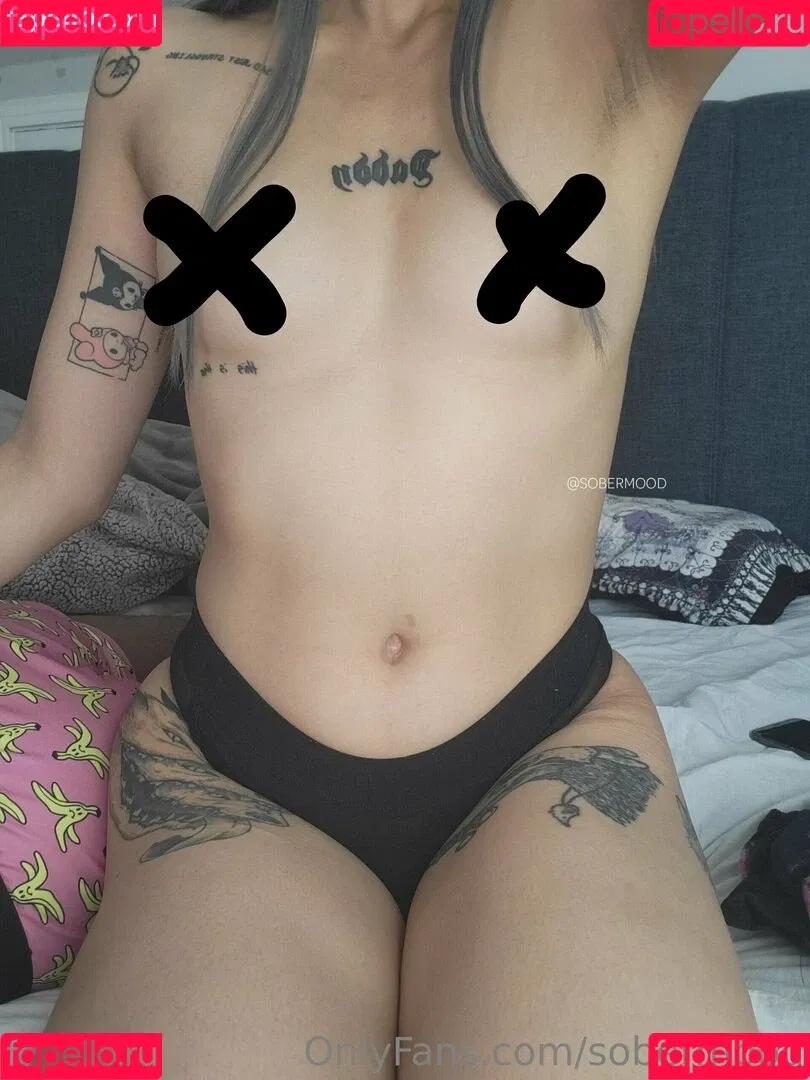 sobermood Onlyfans Photo Gallery 