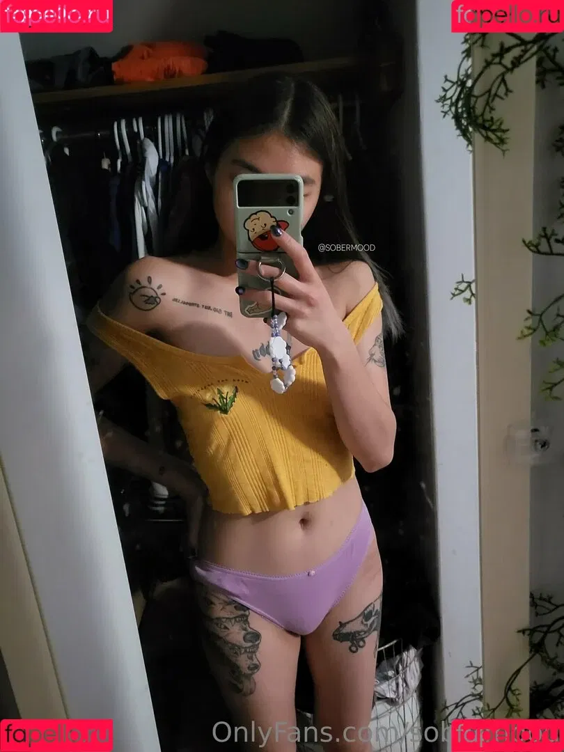 sobermood Onlyfans Photo Gallery 