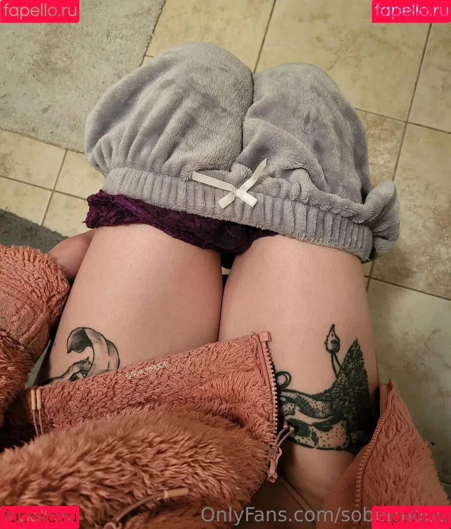 sobermood Onlyfans Photo Gallery 
