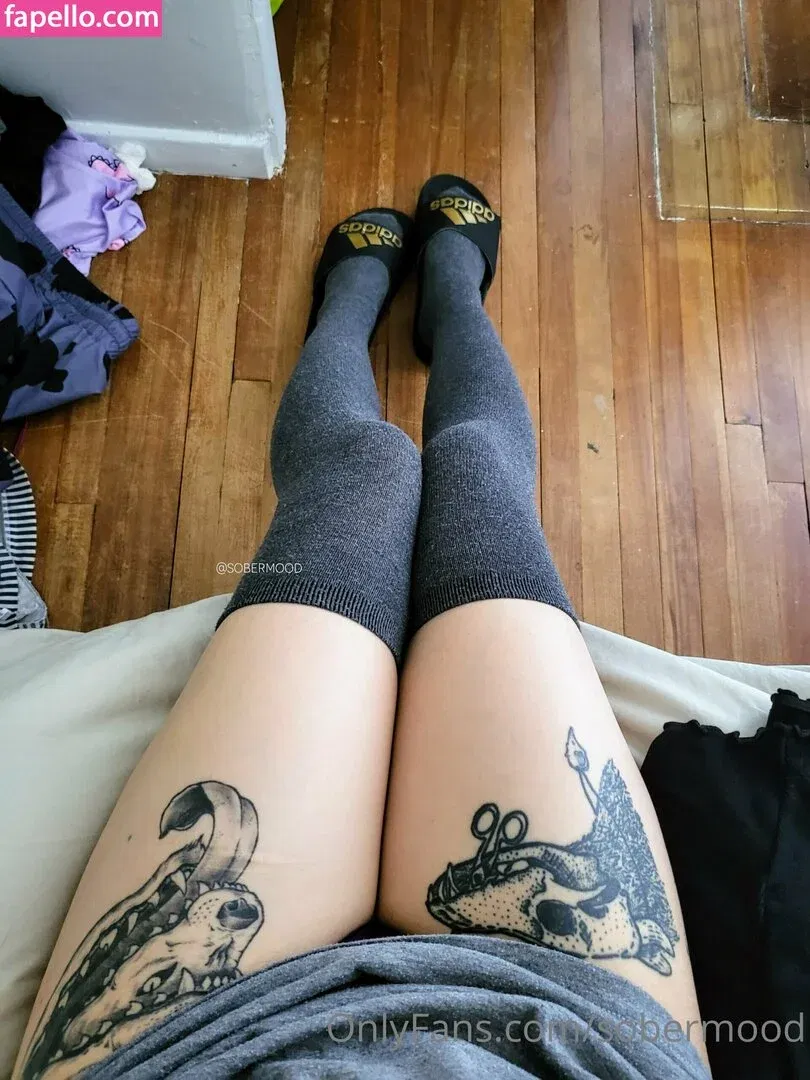 sobermood Onlyfans Photo Gallery 