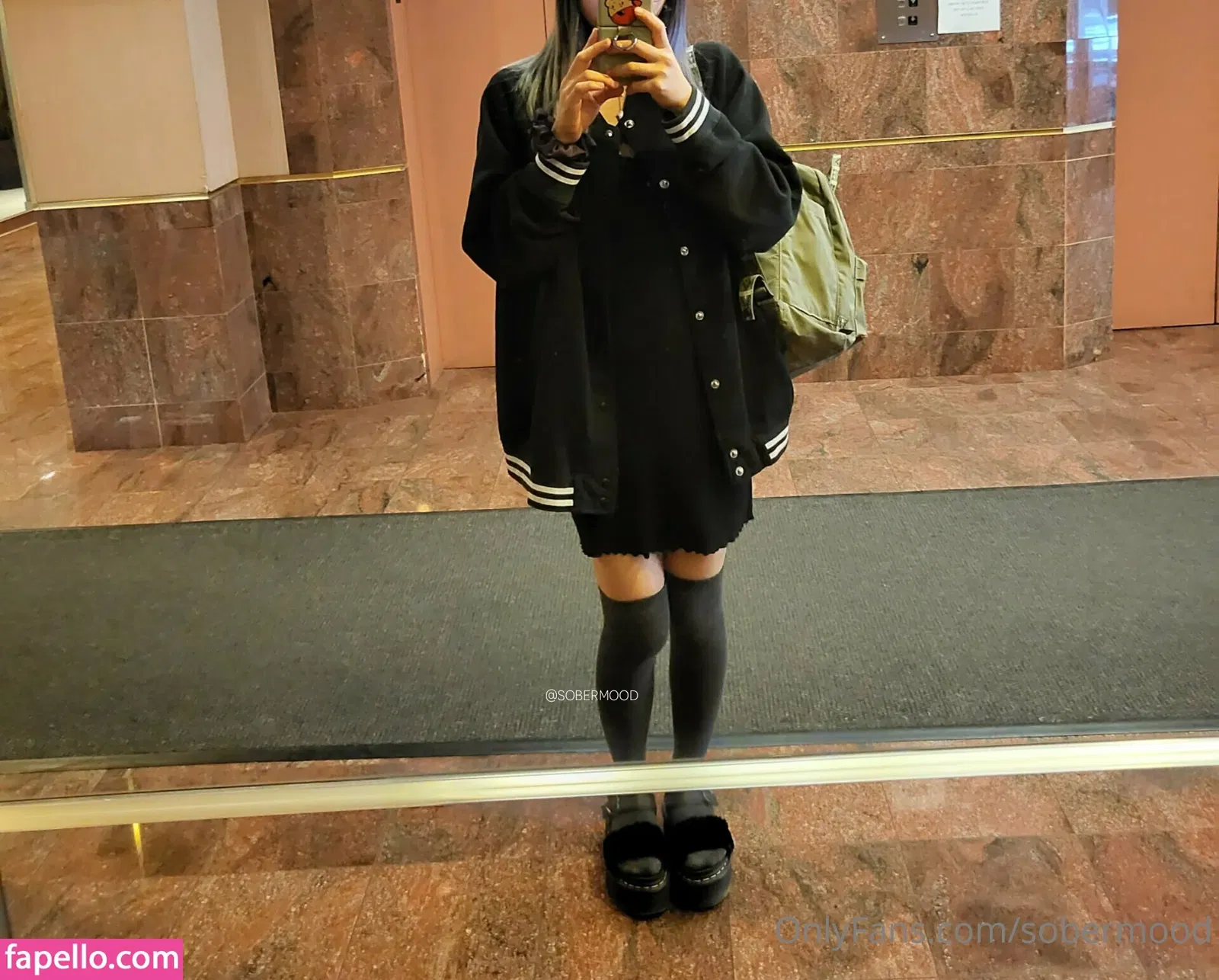 sobermood Onlyfans Photo Gallery 