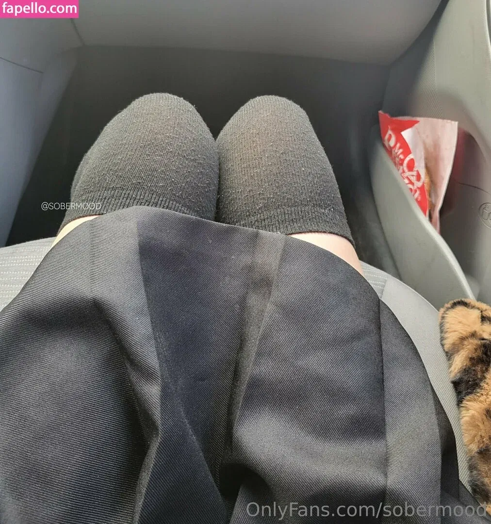 sobermood Onlyfans Photo Gallery 