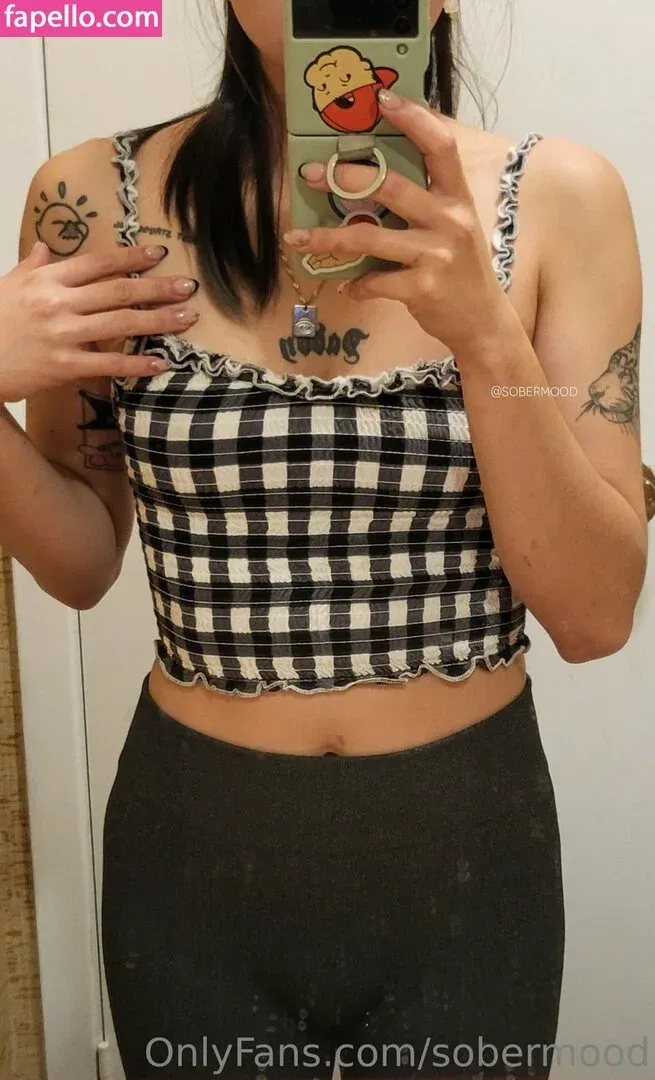 sobermood Onlyfans Photo Gallery 