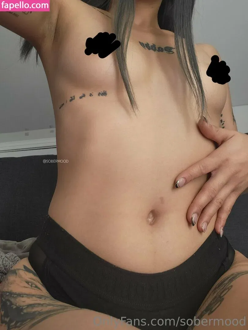 sobermood Onlyfans Photo Gallery 