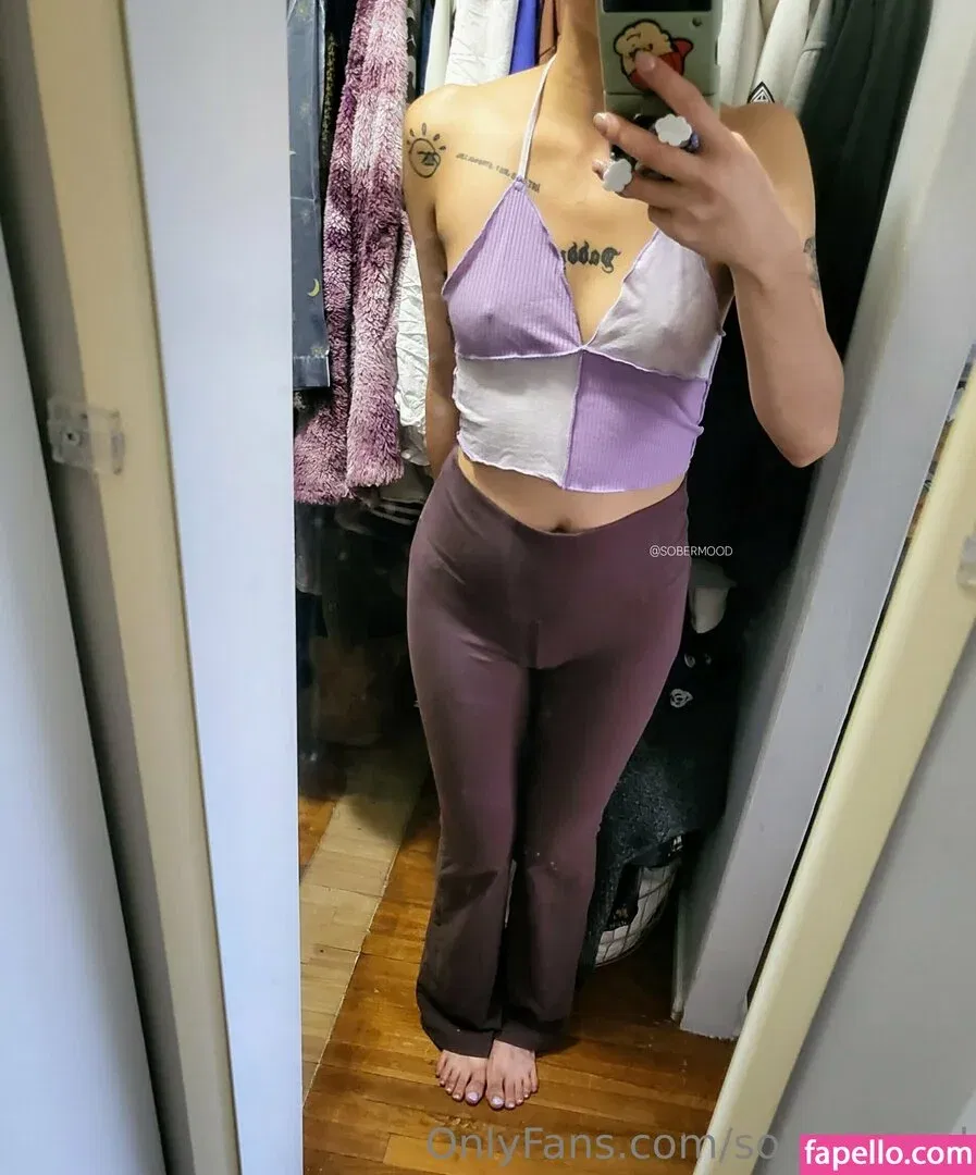 sobermood Onlyfans Photo Gallery 