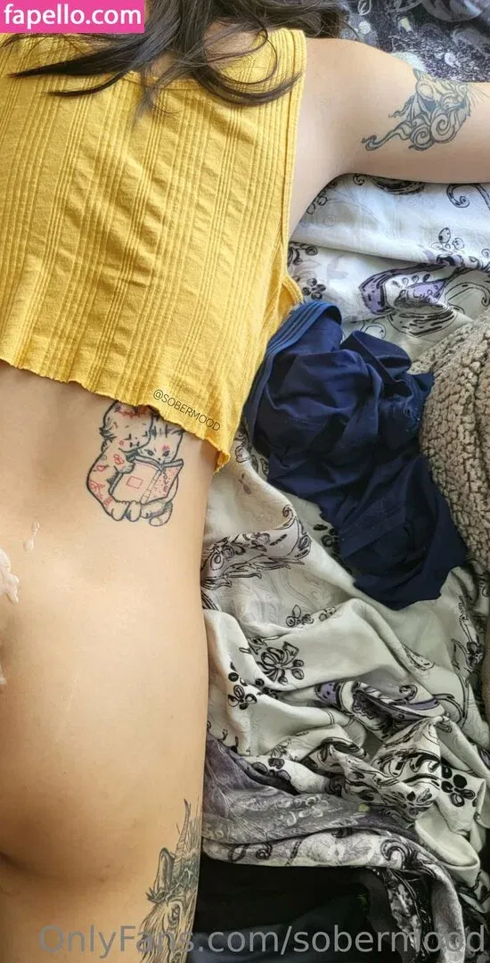 sobermood Onlyfans Photo Gallery 