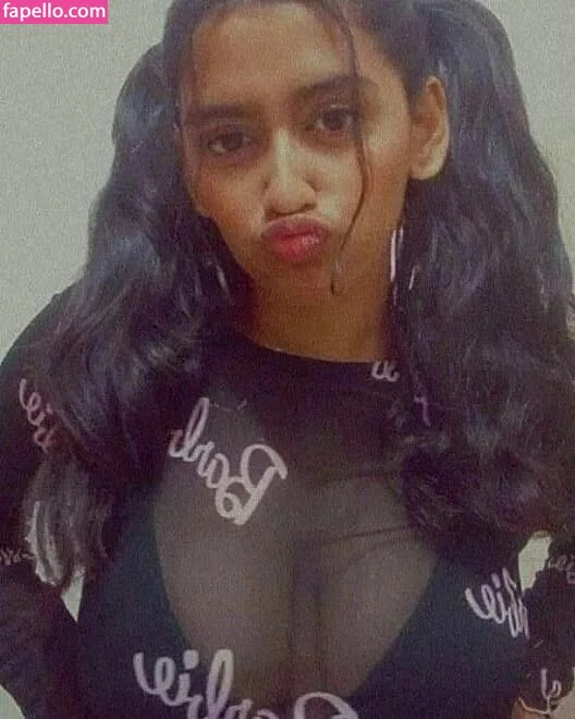 Sanjana Saba Onlyfans Photo Gallery 