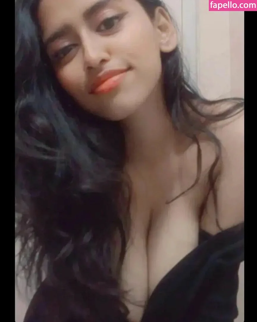 Sanjana Saba Onlyfans Photo Gallery 