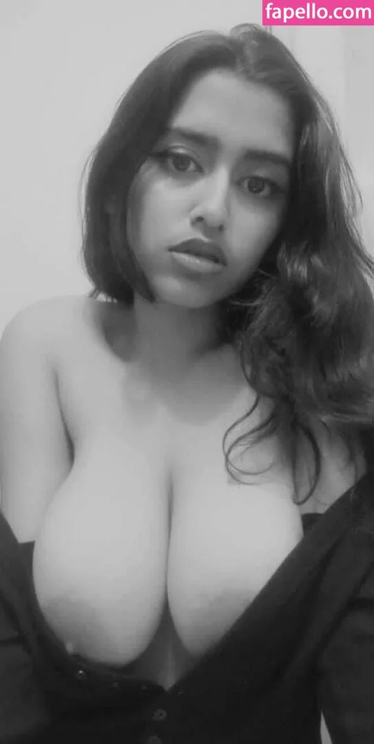 Sanjana Saba Onlyfans Photo Gallery 