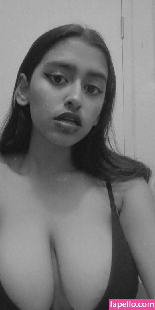 Sanjana Saba Onlyfans Photo Gallery 