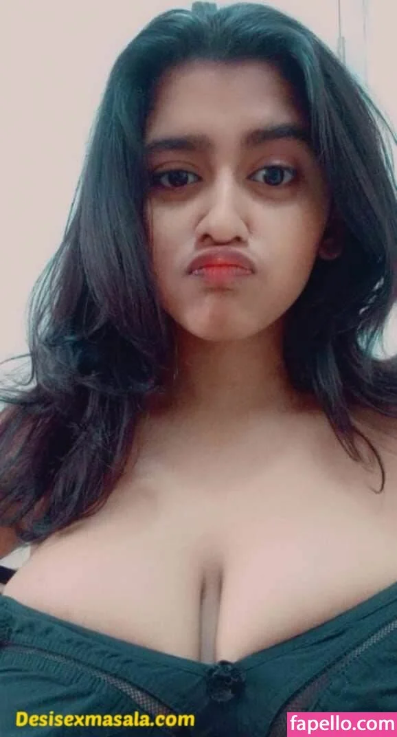 Sanjana Saba Onlyfans Photo Gallery 