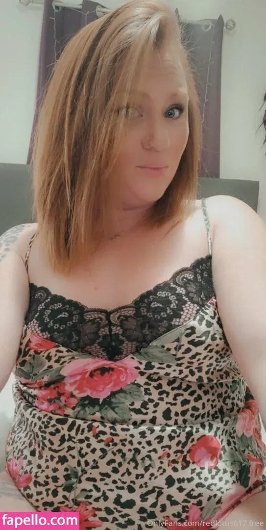 redlotus6170 Onlyfans Photo Gallery 