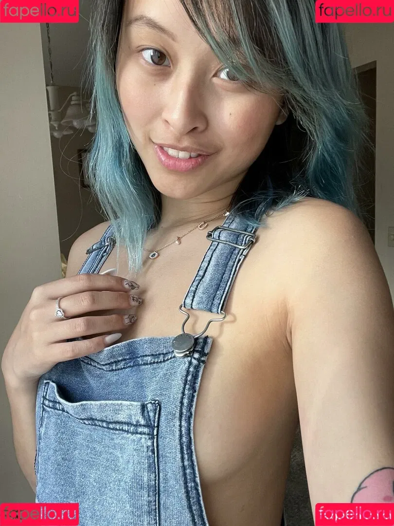 Official Kendama Babe Onlyfans Photo Gallery 